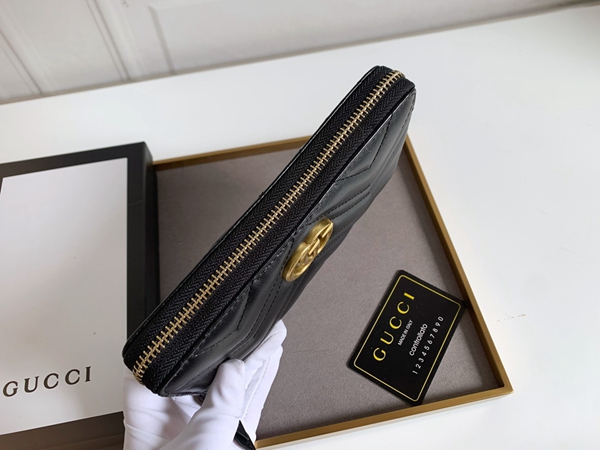 グッチ財布コピー内部構造